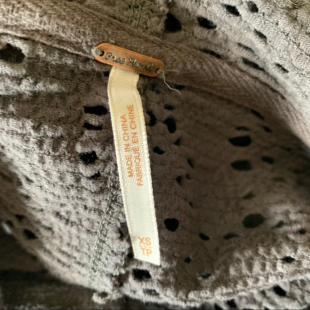 𝓯𝓹💜FREE PEOPLE BOHO LACE KNIT Cardigan - Picture 6 of 6